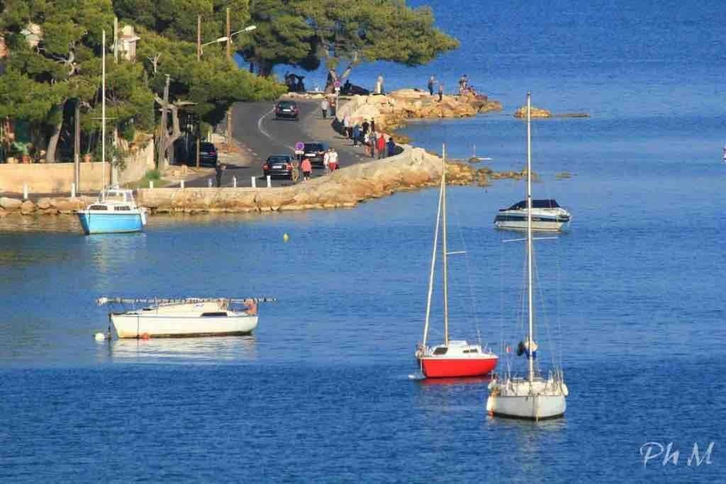 Les Pieds Dans L'Eau La Seyne-sur-Mer Exterior foto