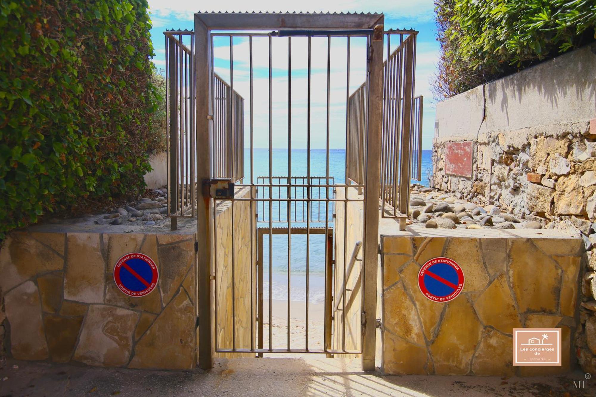 Les Pieds Dans L'Eau La Seyne-sur-Mer Exterior foto